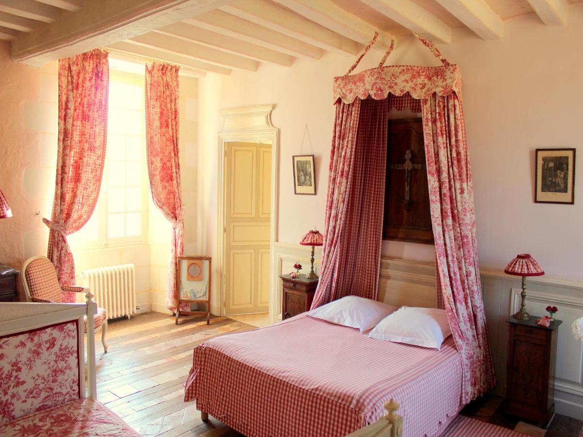 Chateau De Chambiers Durtal Habitación foto