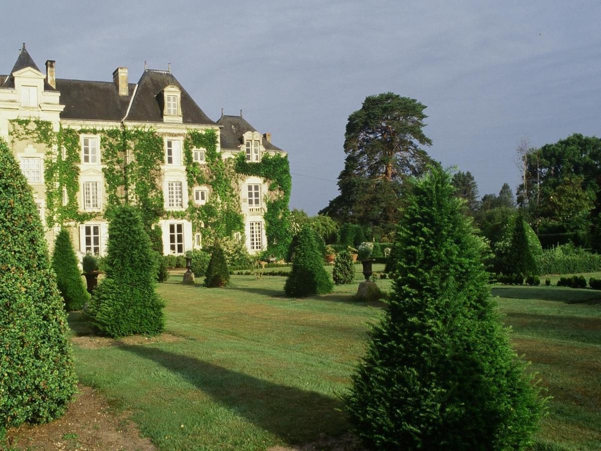 Chateau De Chambiers Durtal Exterior foto